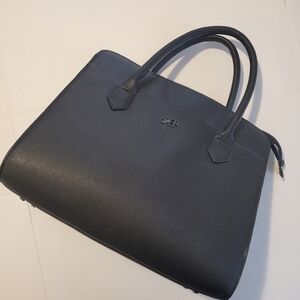 GUC Freshly Picked Satchel